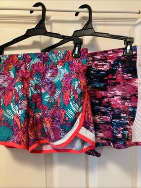 2 Pairs Girls Shorts